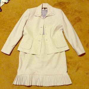 Lavender checkered Larry Levine skirt suit